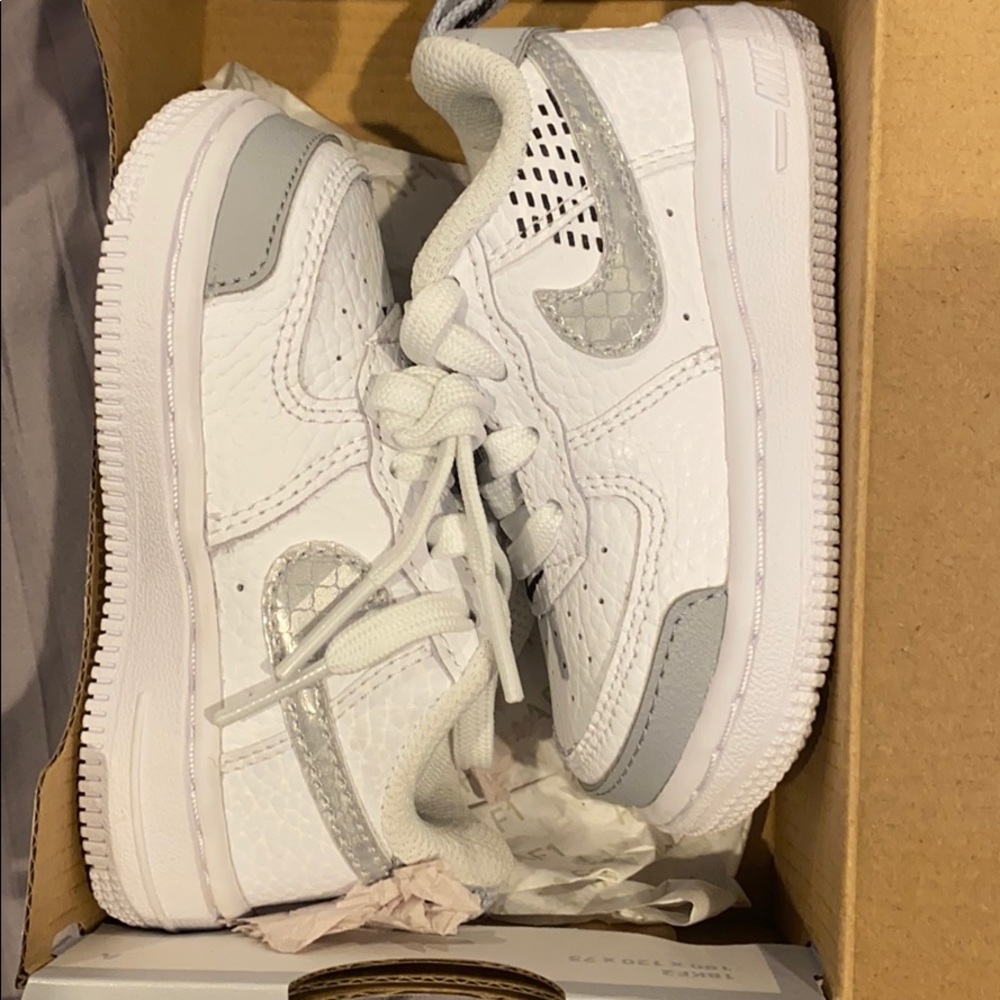 Nike Air Force